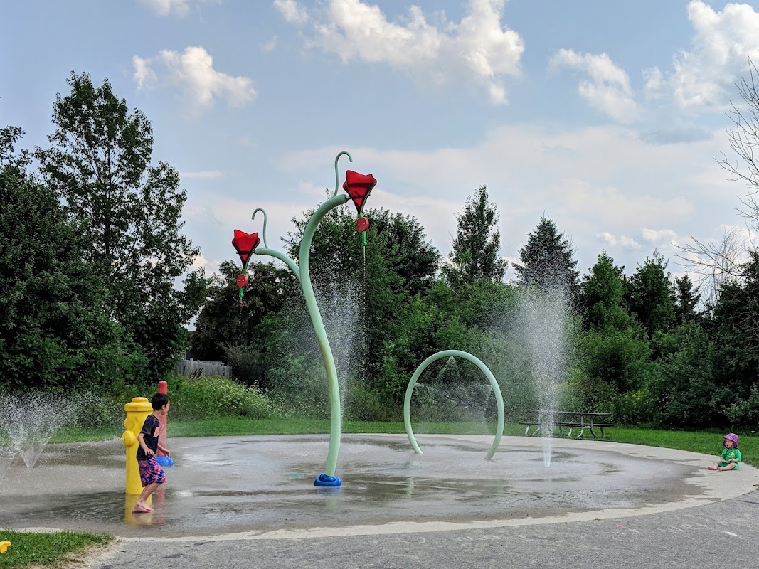 Basketball courts (2) - Bluegrass Park