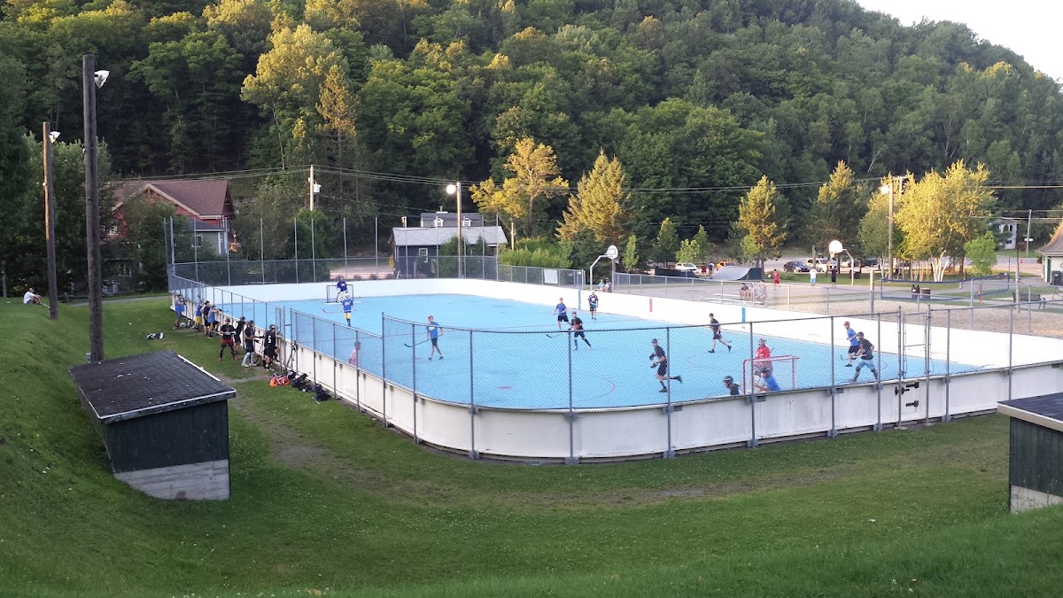 Rue Harrisson, Mont-Tremblant: Soccer Field