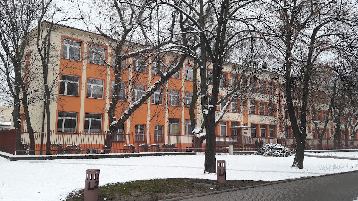 Bieżnia - Szkoła Podstawowa nr 63 im. Zawiszy Czarnego