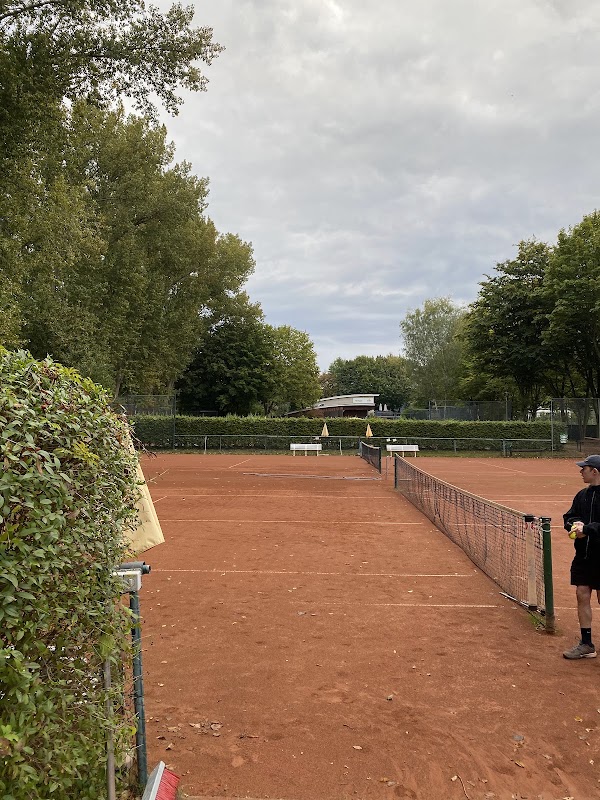 Tennisplätze (9) - Tennisclub Weiden e.V.