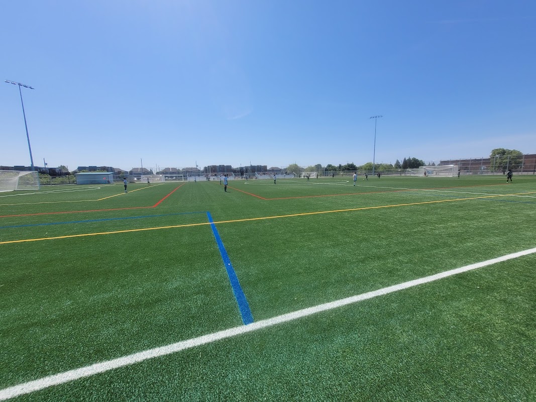Soccer field - Parc Sainte-Béatrice