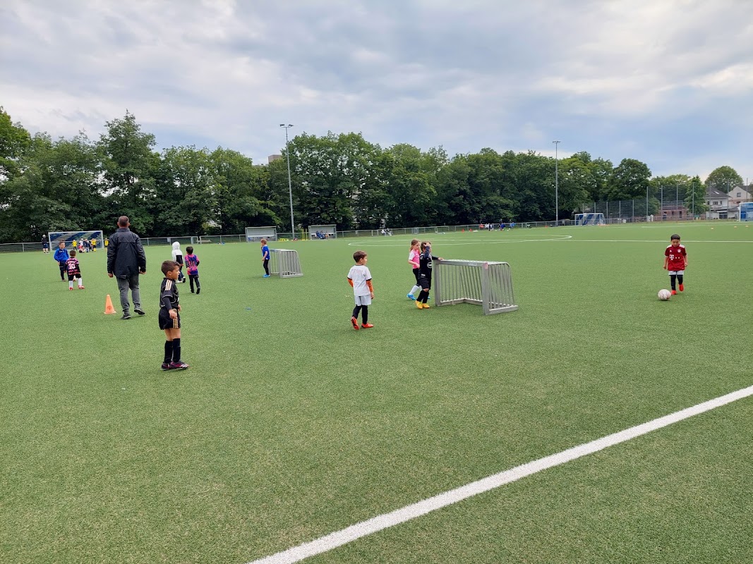 Fußballplatz #102