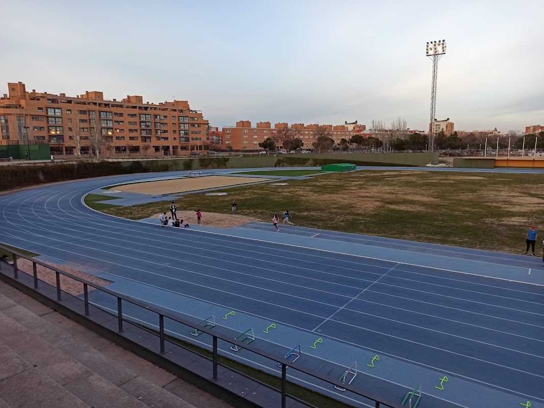 Pista de Atletismo Ángel Basas García