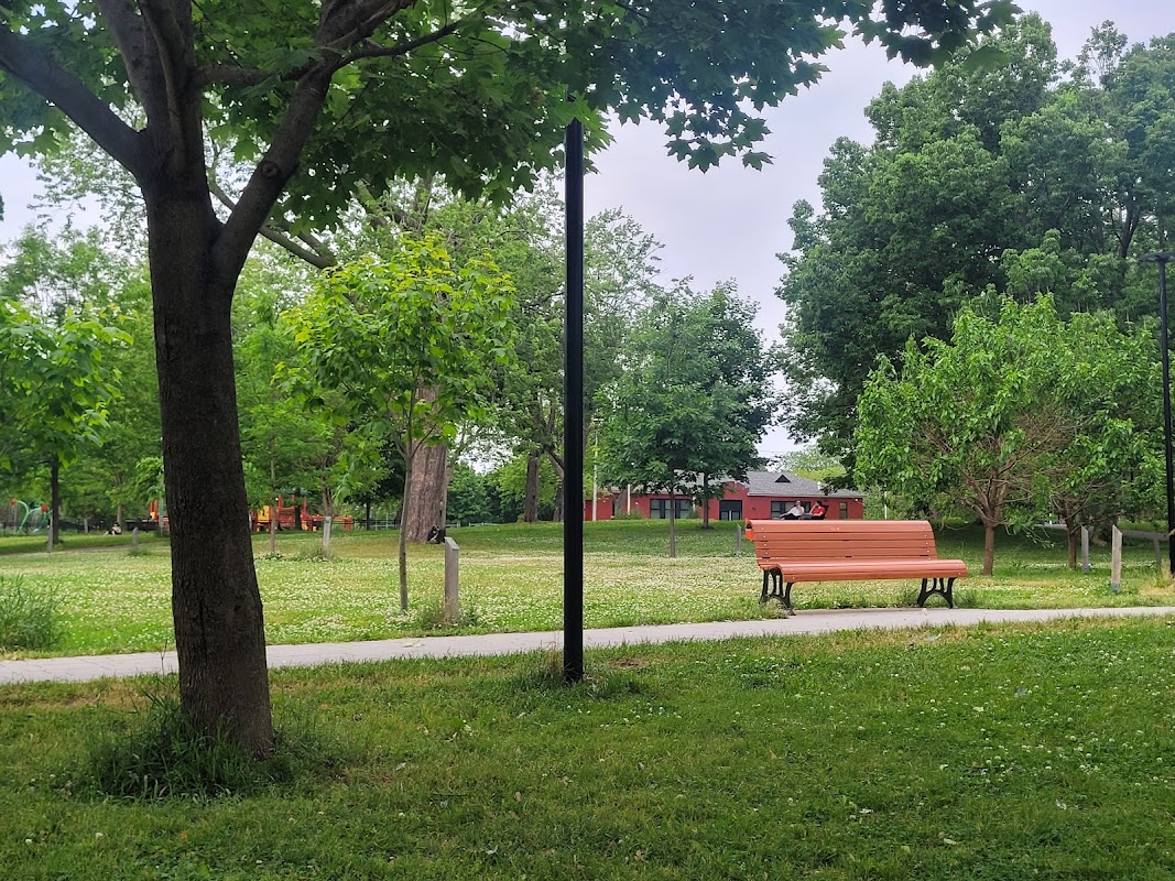 Notre-Dame-de-Grace Park