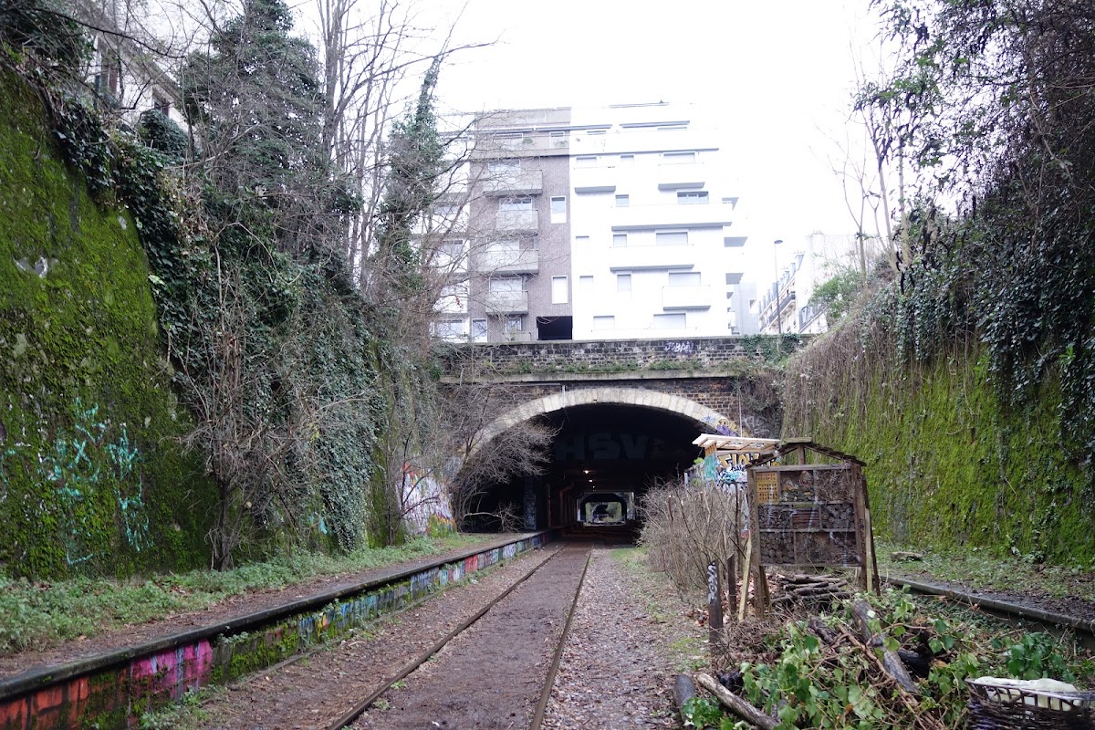 Courts de tennis (4) - La Petite Ceinture du 15e