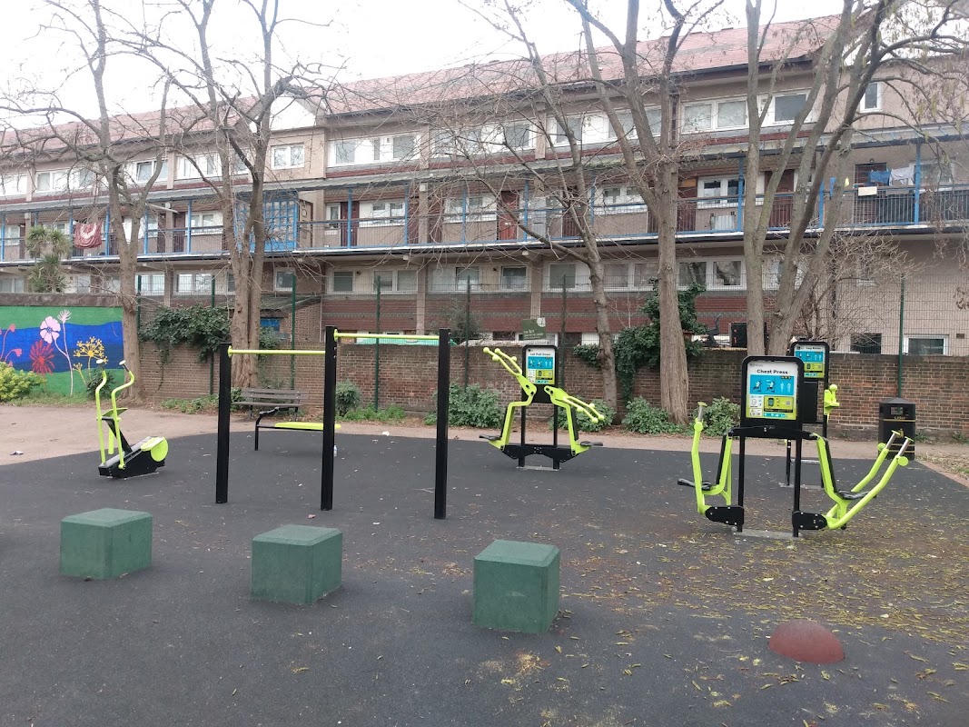 Basketball court - Alma Street Community Play Areas
