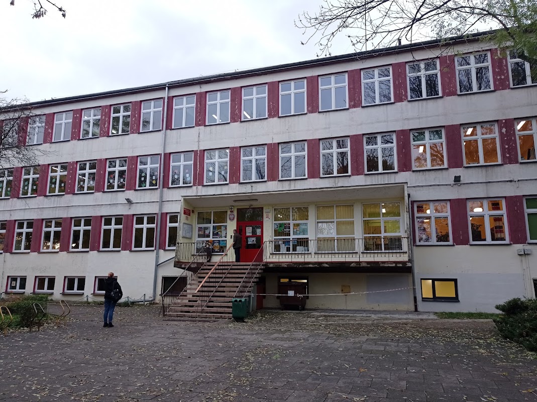 Stół do ping-ponga - Szkoła Podstawowa nr 50