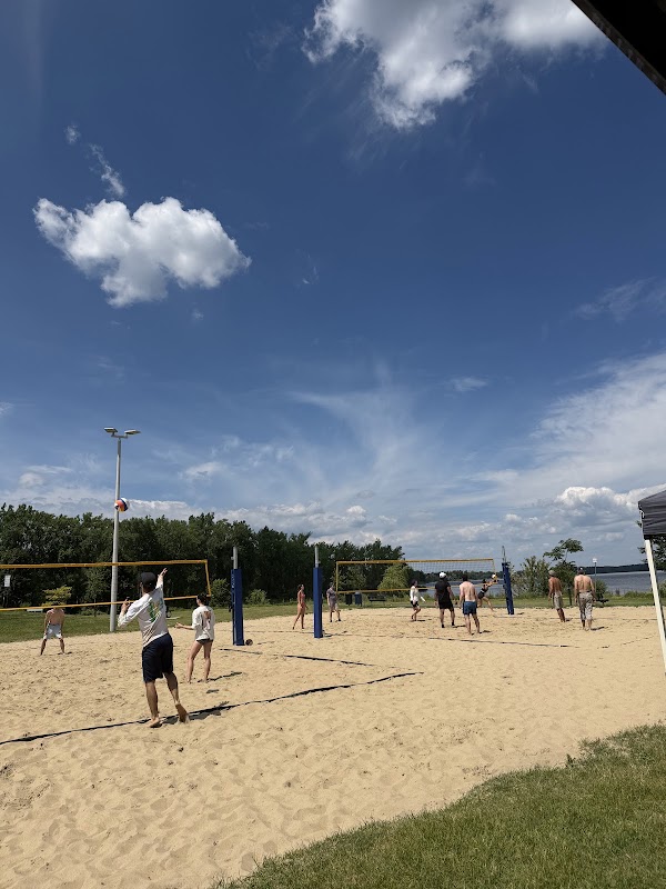 Volleyball court - Parc Paul-Gérin-Lajoie