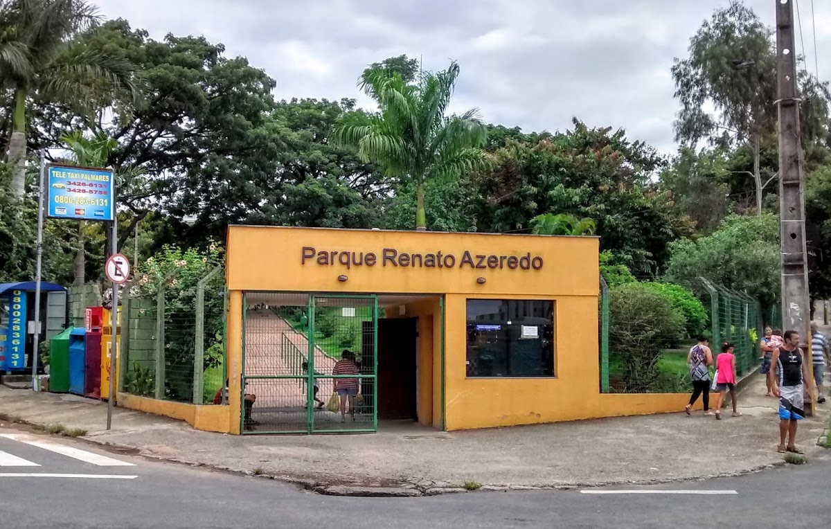 Quadra de basquete - Parque Ecológico Renato de Azeredo