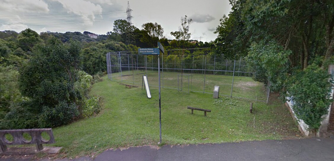 Campo de futebol - Jardinete Afonso Alvez De Rezende