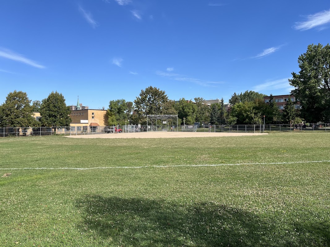Terrain de baseball du parc Benny