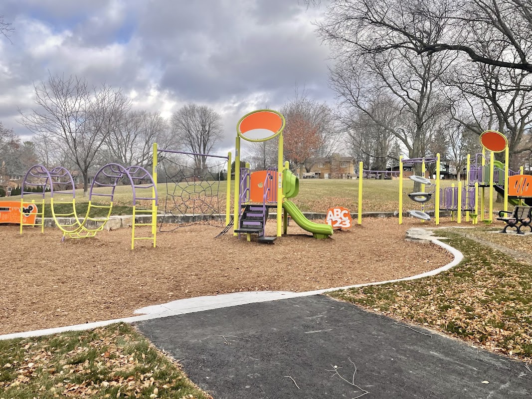 Baseball diamond - Broadlands Park