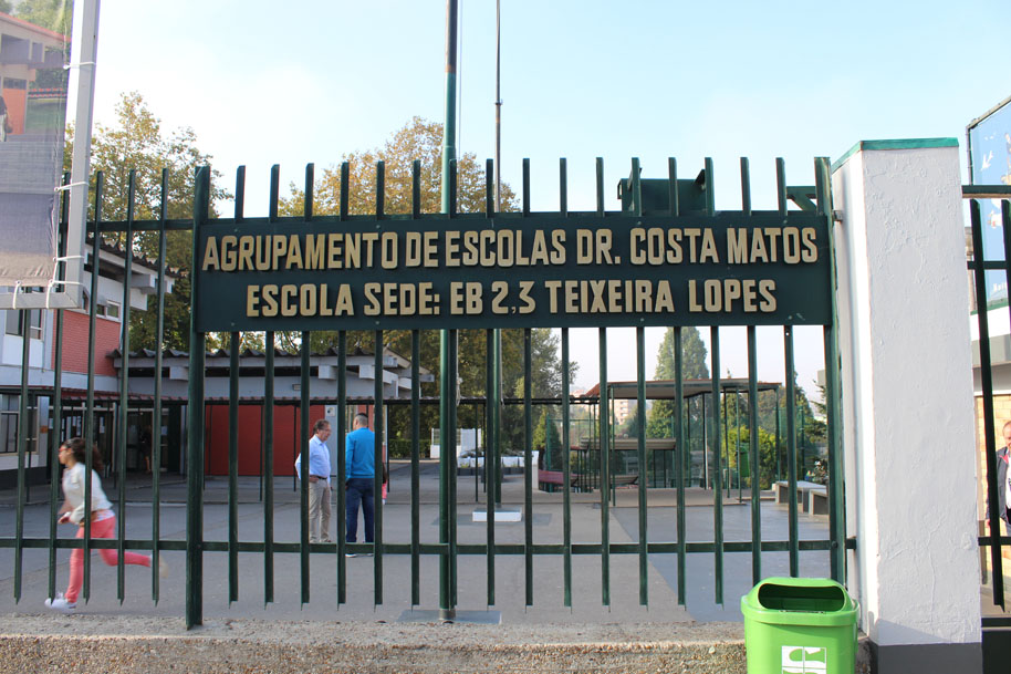 Campo de futebol - Escola Básica do 2º e 3º Ciclo Doutor Costa Matos