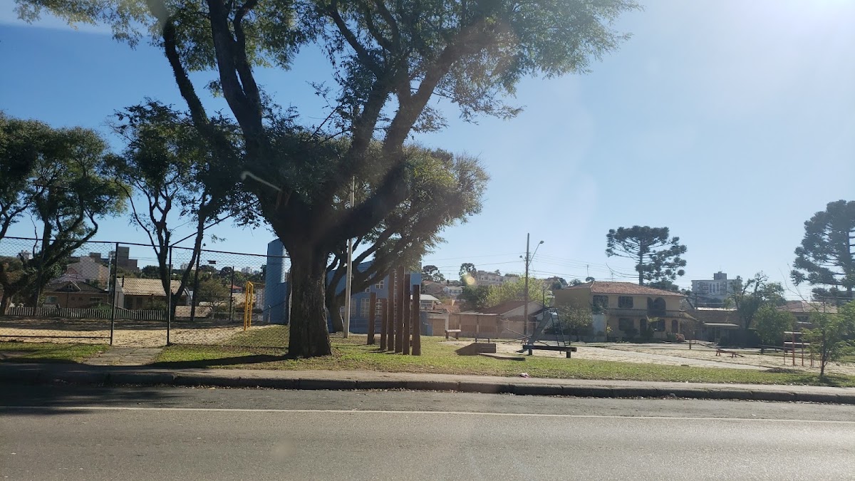 Campo de futebol - Praça Ipiranga