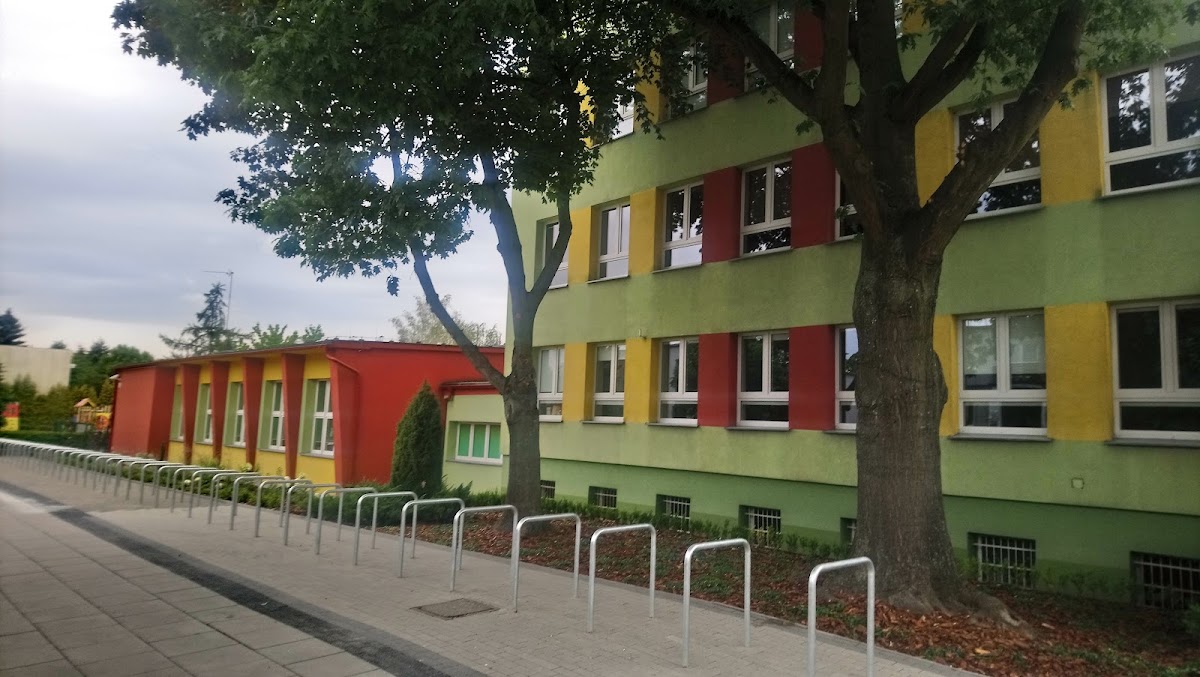 Kort tenisowy - Szkoła Podstawowa nr 74 im. Mikołaja Kopernika