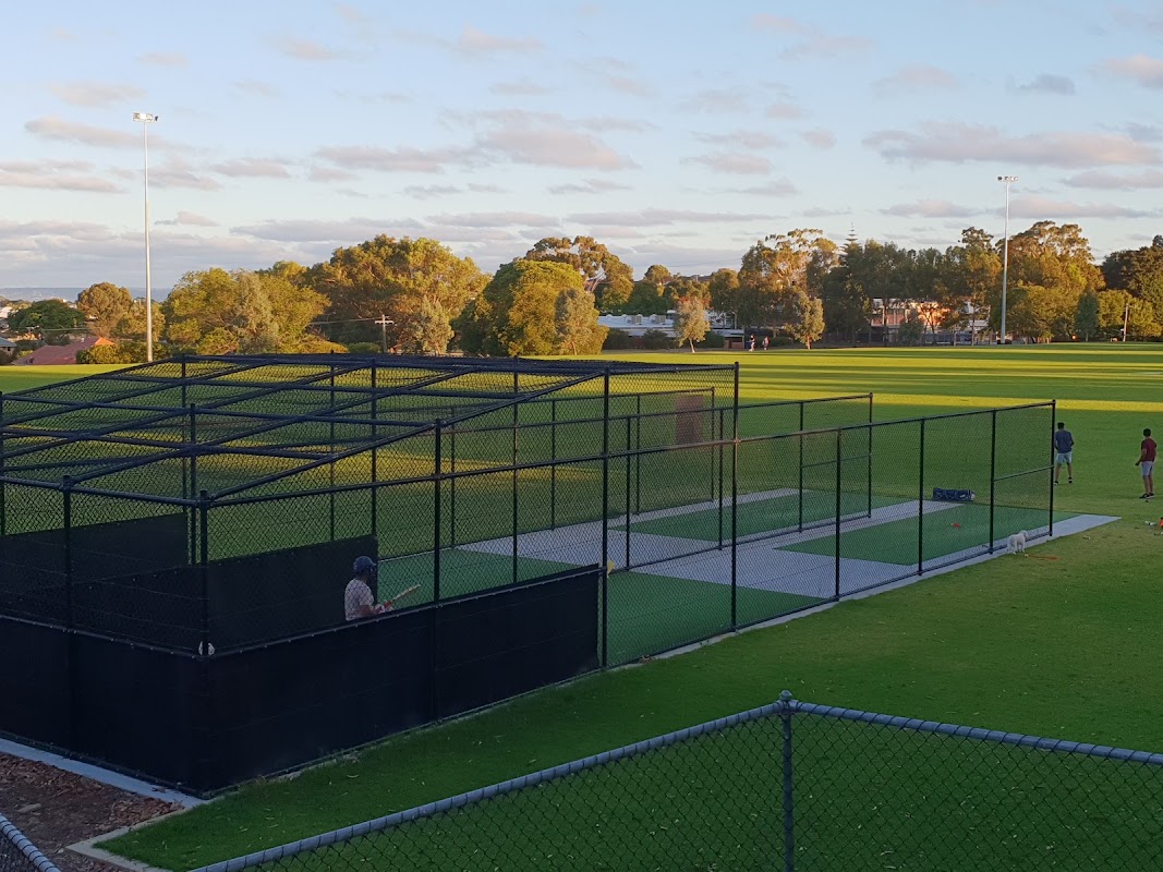 Tennis court - Grenville Reserve