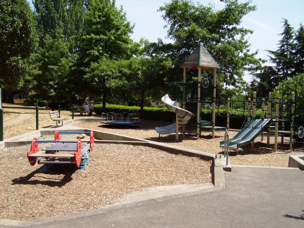 Tennis courts (2) - Froula Park
