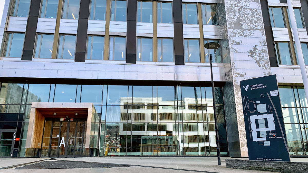 Løpebaner (2) - Høgskulen på Vestlandet, Campus Kronstad