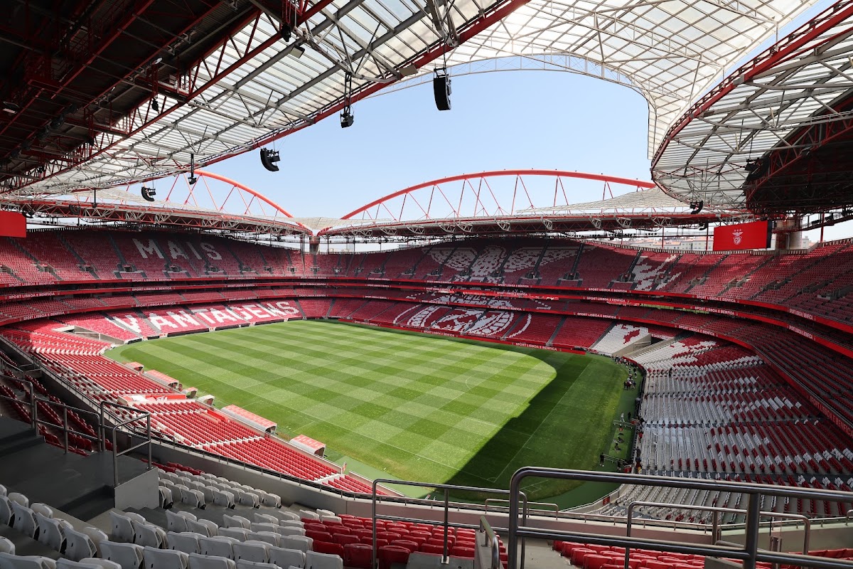 Campo de futebol - Parque Maria Brown