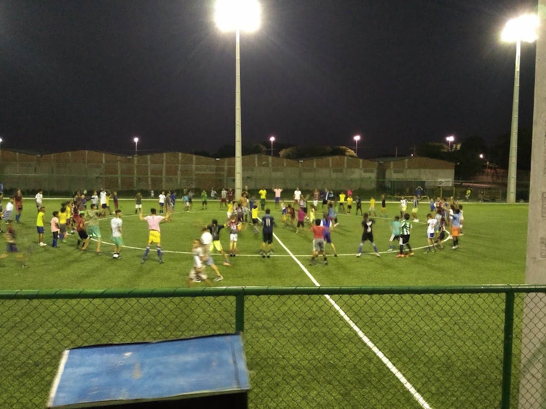Campo de futebol - Praça do Remo