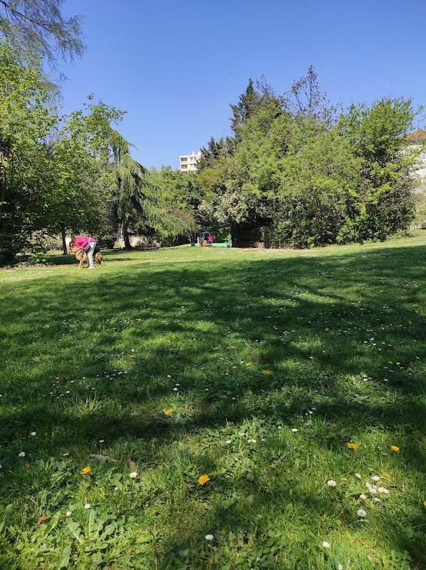 Court de tennis - Parc de la Mûrière