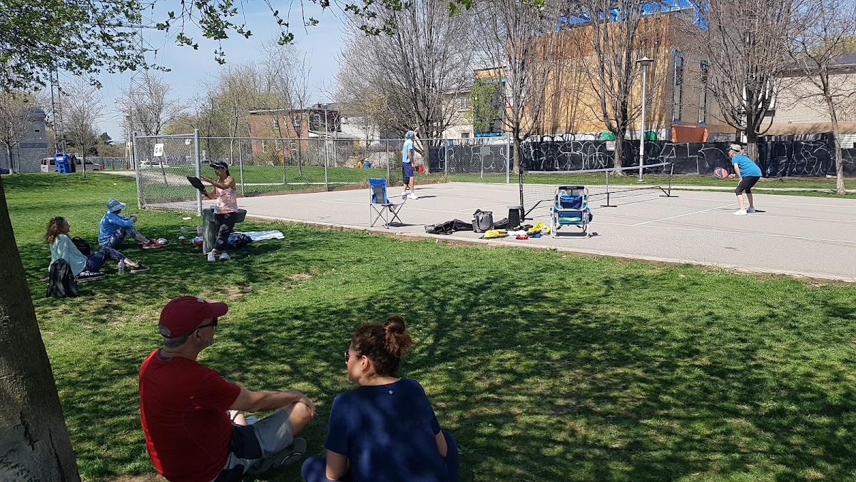 Hockey rink - Bartlett Parkette