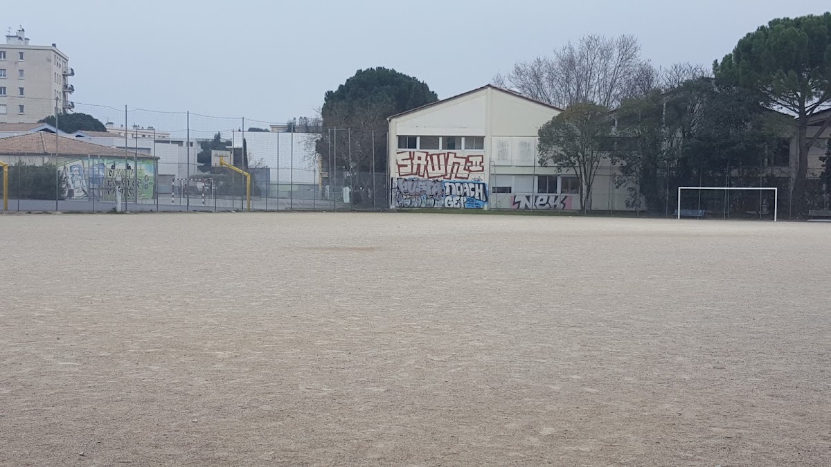 Terrain de football - Faculté de Pharmacie
