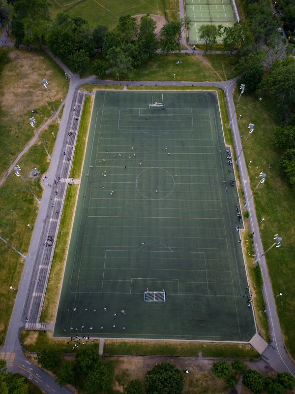 Football field - Parc Jeanne-Mance