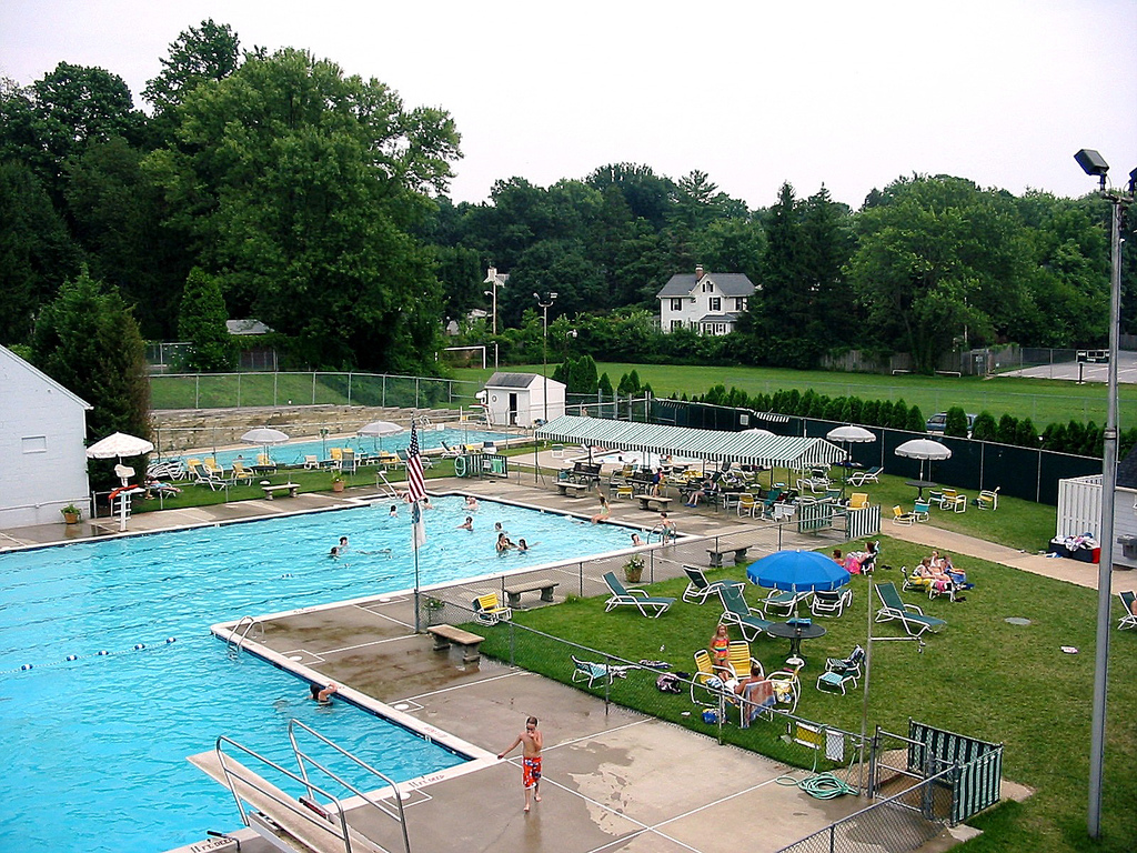 Swimming pool - Baltimore Polytechnic Institute / Western High School