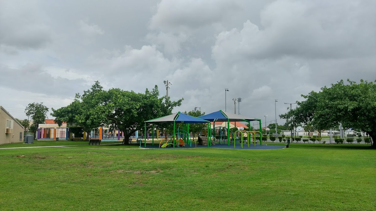 Basketball courts (2) - Athalie Range Park