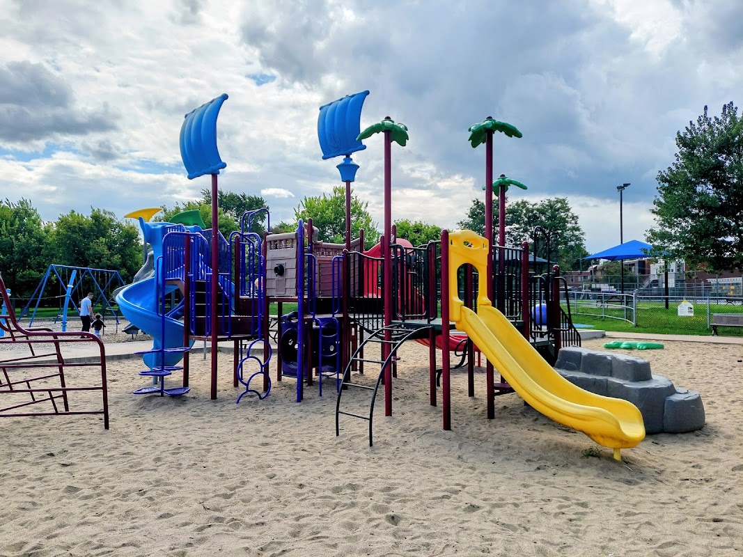 Volleyball courts (2) - Parc L.-O.-Taillon