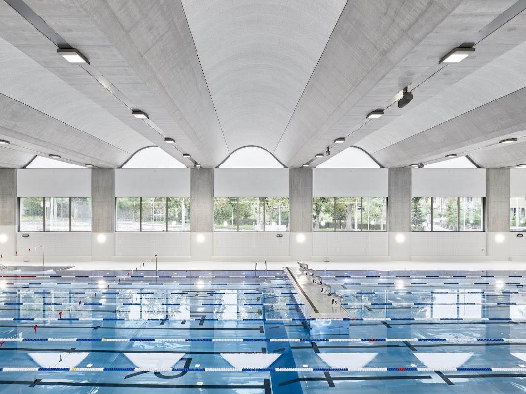 Schwimmhalle Neufeld