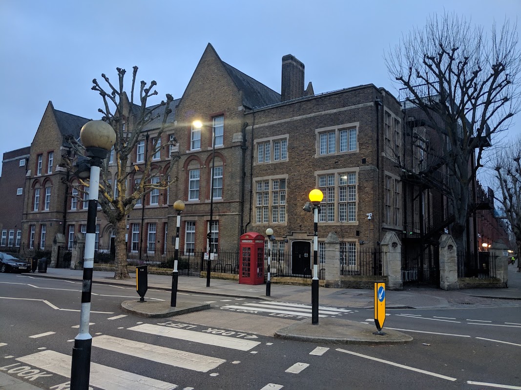 Tennis court - City of Westminster College, Maida Vale Campus