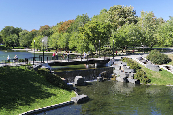 Parc La Fontaine Basketball