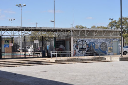 Tennis court - Eastwood Park